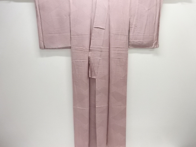  未使用品　裂取りに狢菊模様織出し一ツ紋色無地着物